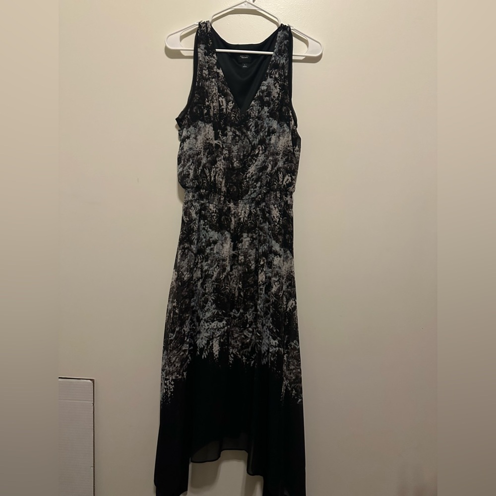 Simply Vera Midi dress in perfect condition NEVER WORN shorter in front